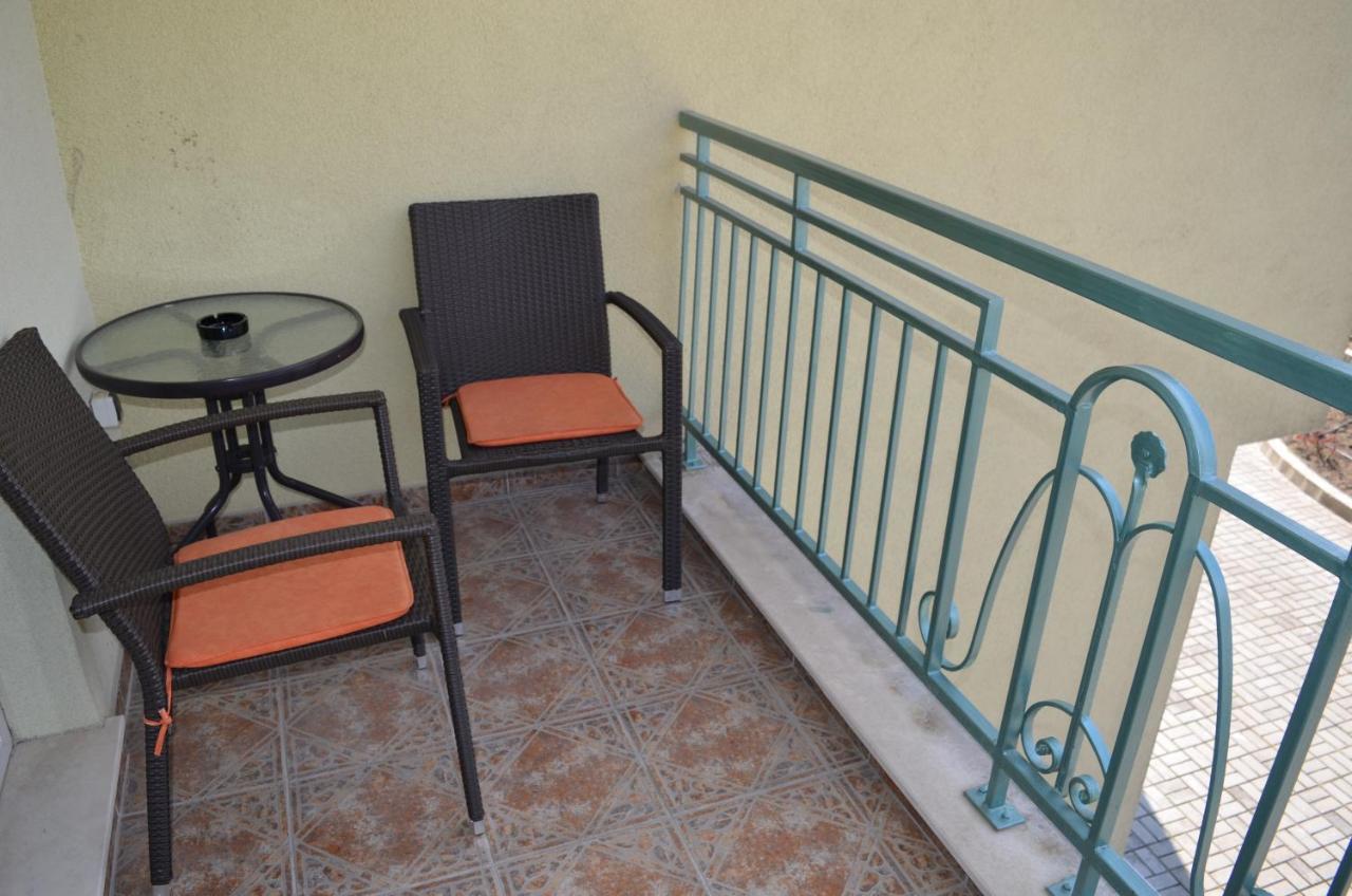 Apartment 3 In Complex Splendid Saints Constantine and Helena Exteriör bild